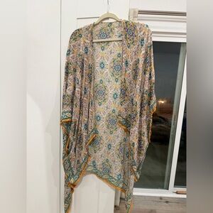 Urban Outfitters Multicolor Patterned boho kimono paisley